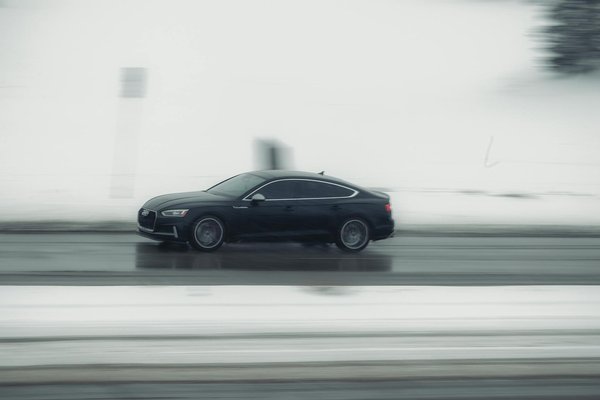 How do UK automotive companies manage international trade post-Brexit?