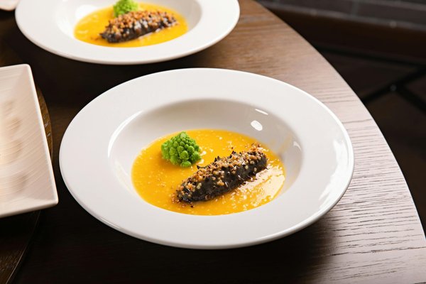 How is the UK automotive industry leveraging digital transformation?